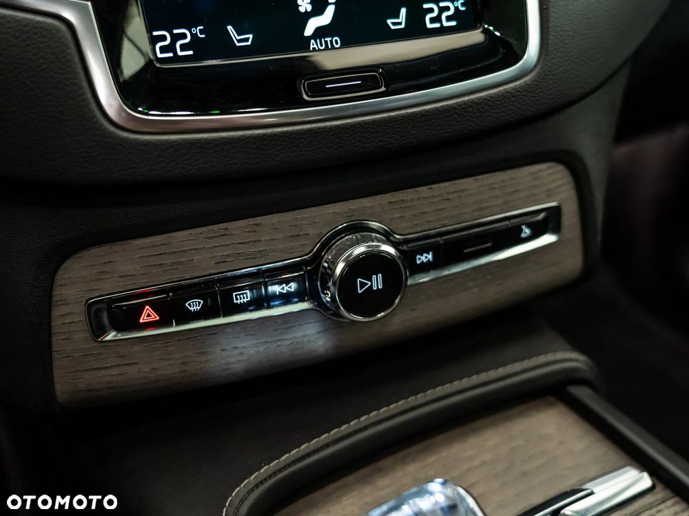Volvo XC 90 T8 AWD Twin Engine Geartronic Inscription - 16