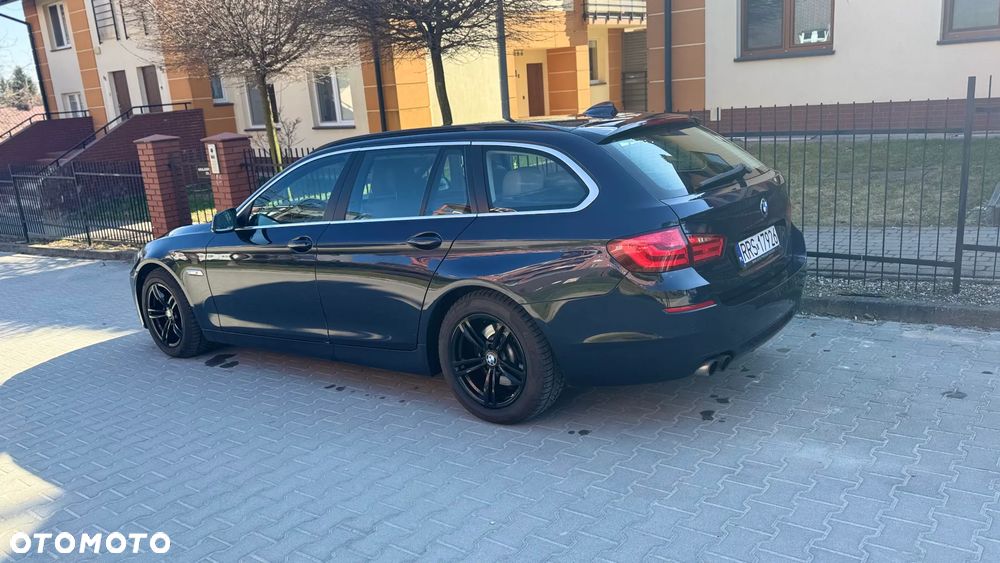 BMW Seria 5 520d Modern Line - 1