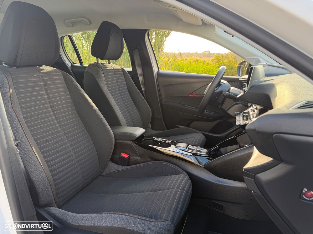 Peugeot e-208 Active Pack - 4