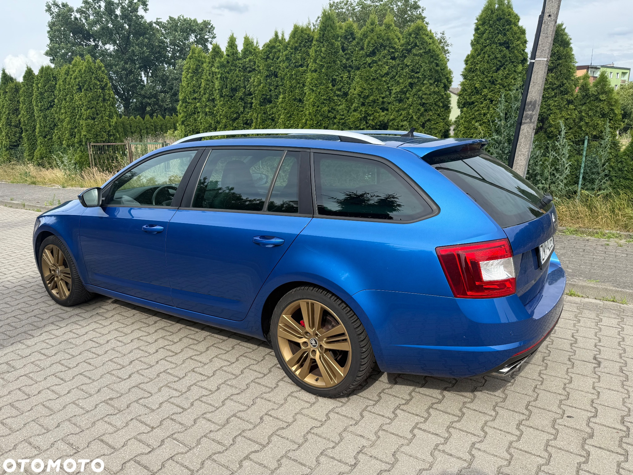 Skoda Octavia Combi 2.0 TDI RS - 3