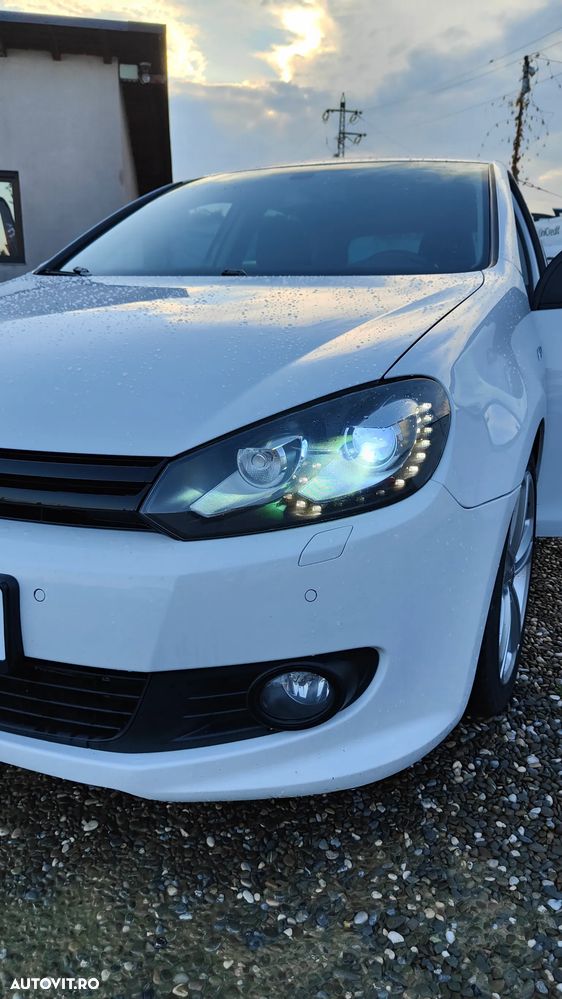 Volkswagen Golf 2.0 TDI 4Motion Tour - 13