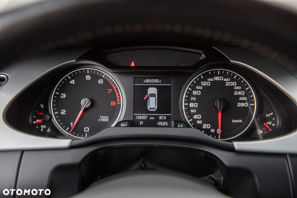 Audi A4 Avant - 15
