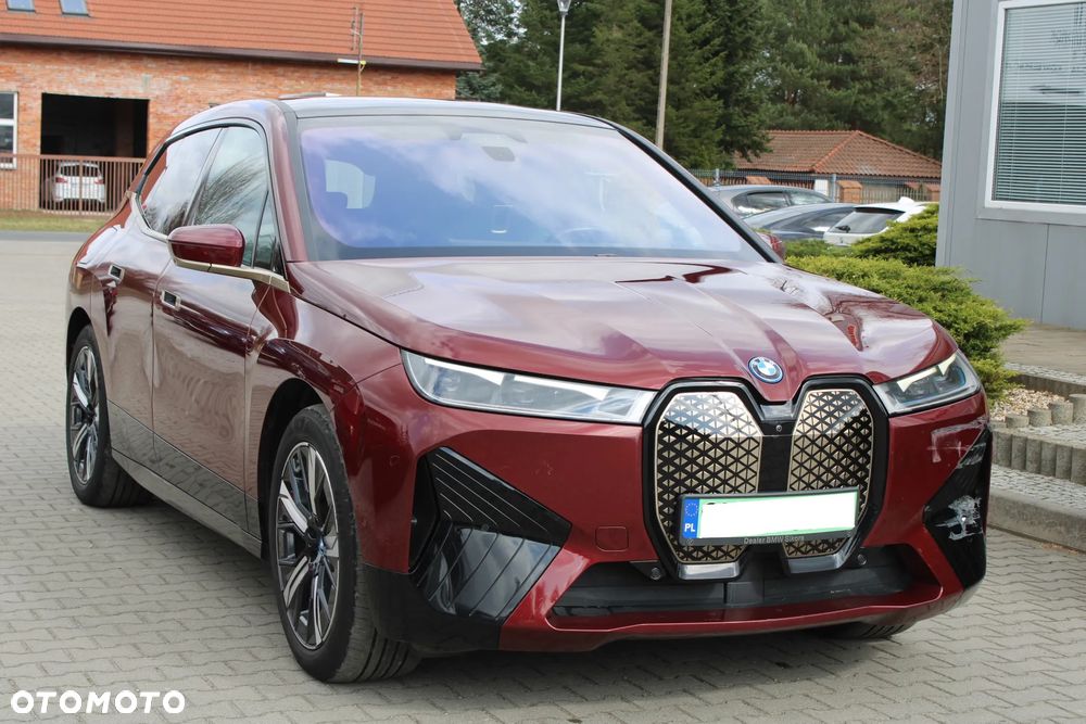 BMW iX xDrive40 76.6kWh - 2