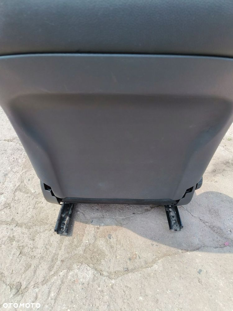 MERCEDES A KLASA W176 FOTEL PRZEDNI PRAWY AMG GRZANY - 10