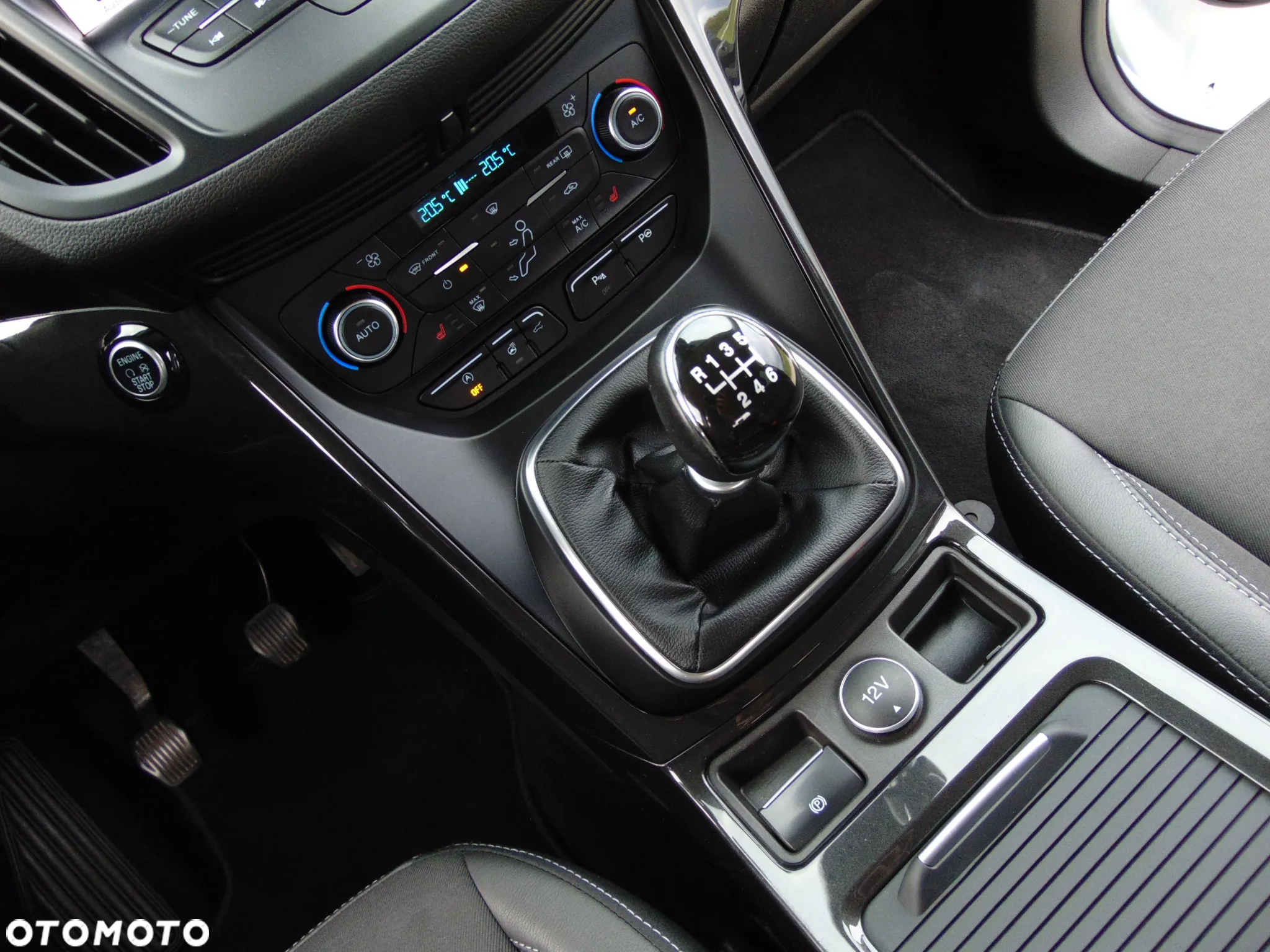 Ford Kuga 2.0 TDCi FWD Titanium - 17