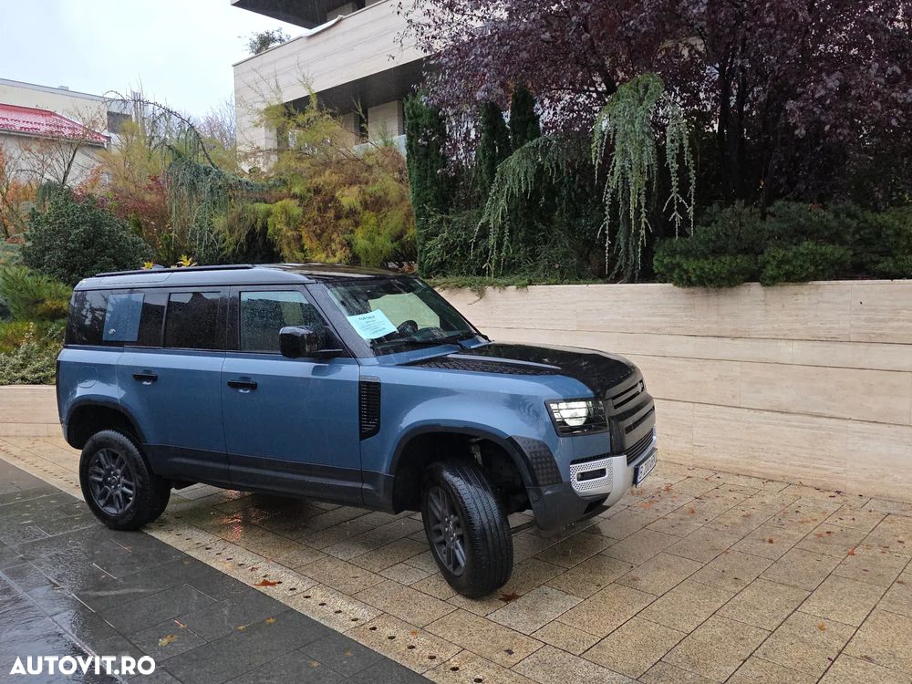 Land Rover Defender - 12