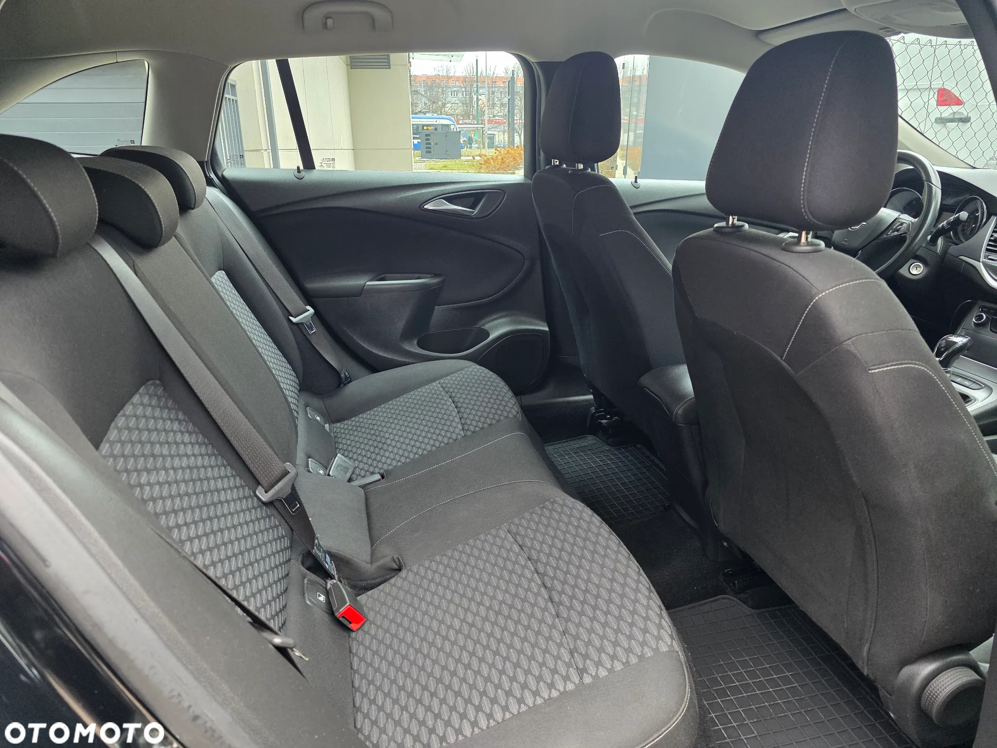 Opel Astra V 1.4 T Enjoy - 11