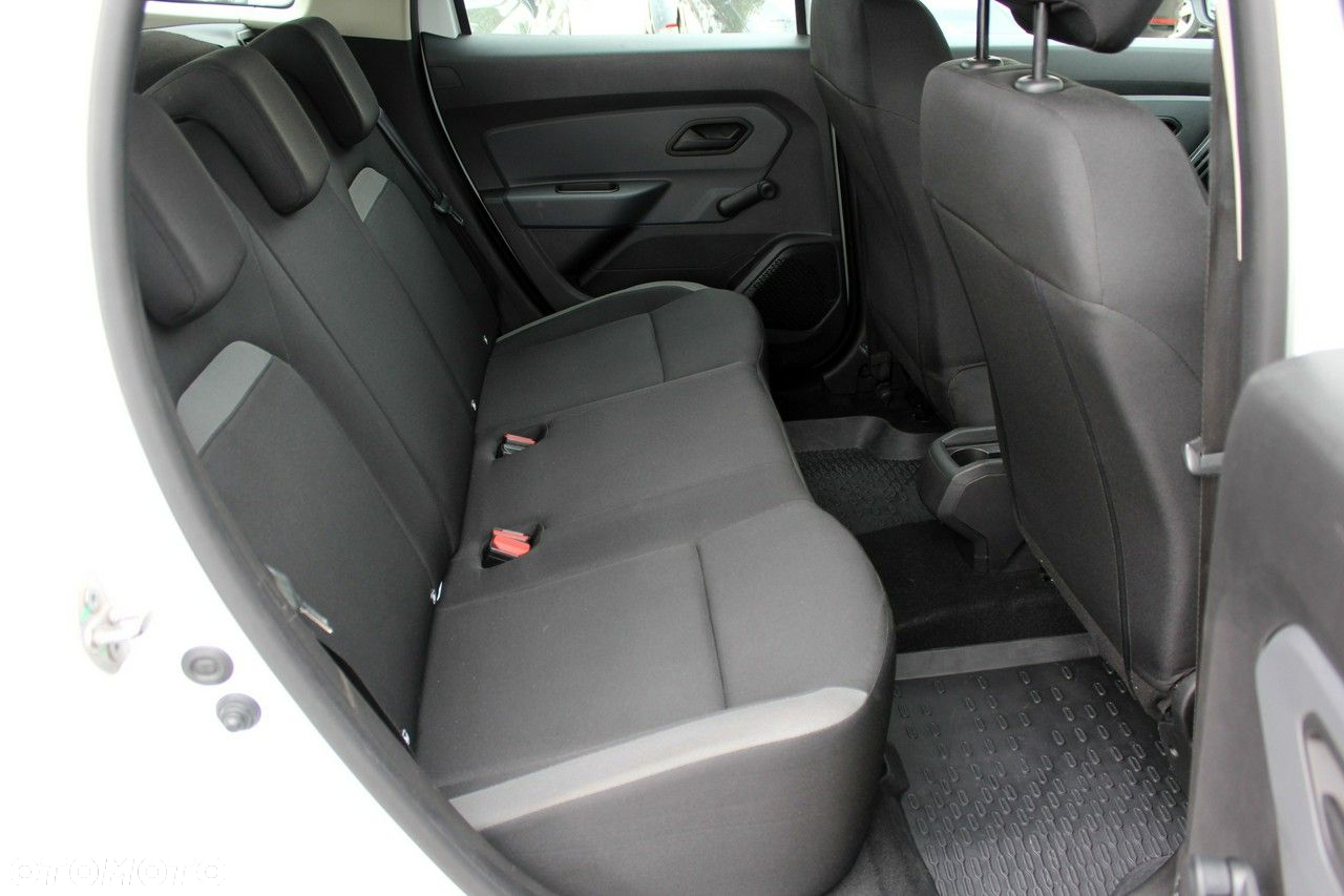 Dacia Duster 1.5 Blue dCi Essential 4WD EU6d - 9