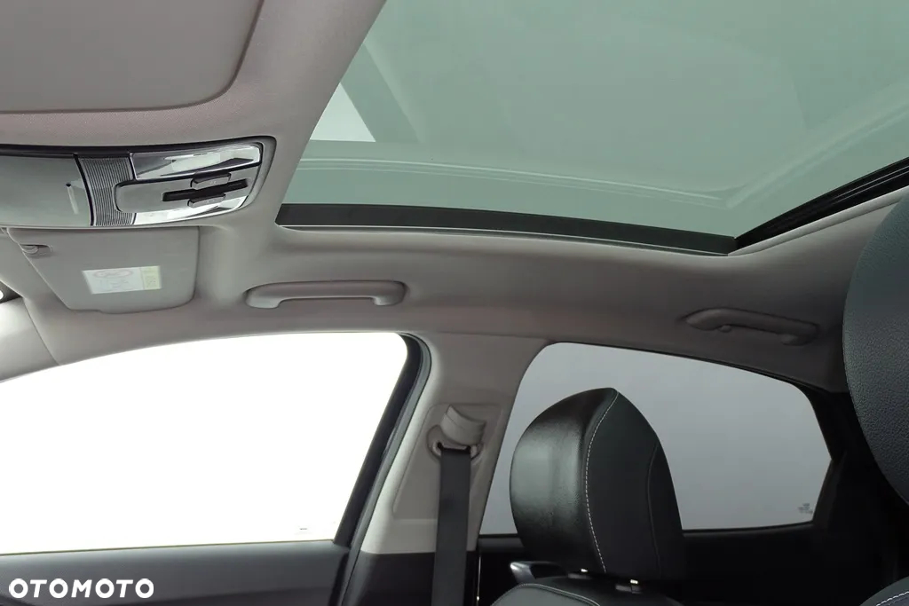 Kia XCeed 1.6 T-GDI L Business Line DCT - 24