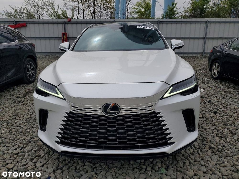 Lexus RX - 5