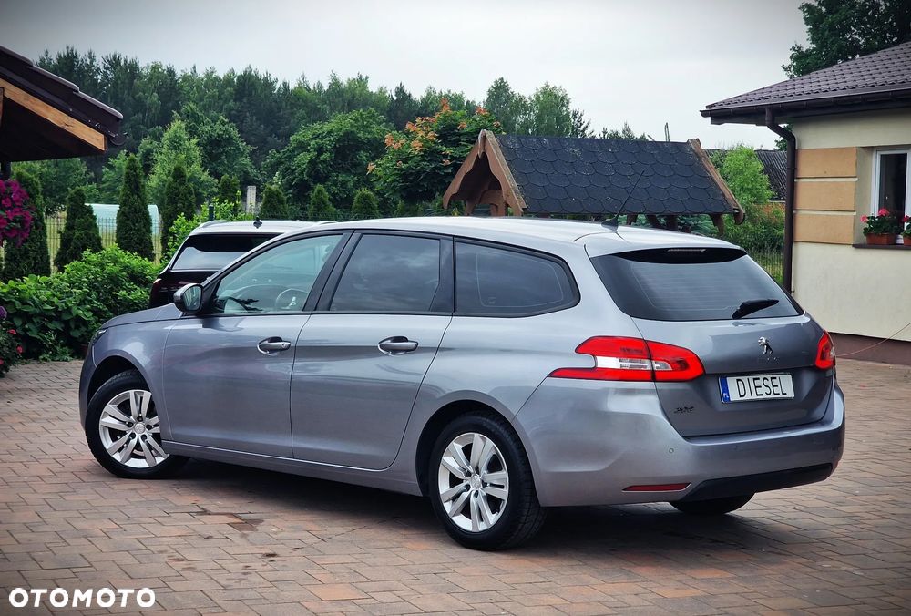 Peugeot 308 1.5 BlueHDi Allure S&S EAT6 - 23