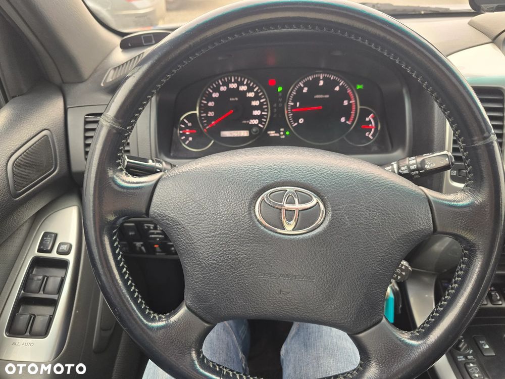Toyota Land Cruiser 3.0 D Luna Comfort Platinium - 18