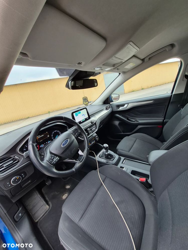 Ford Focus 1.0 EcoBoost Titanium ASS - 11