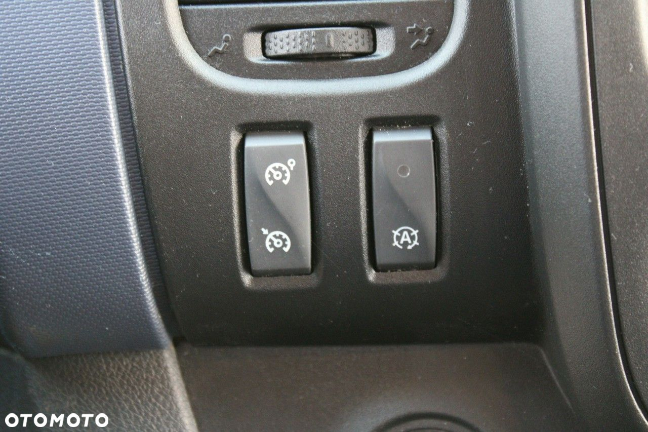 Opel Vivaro - 21