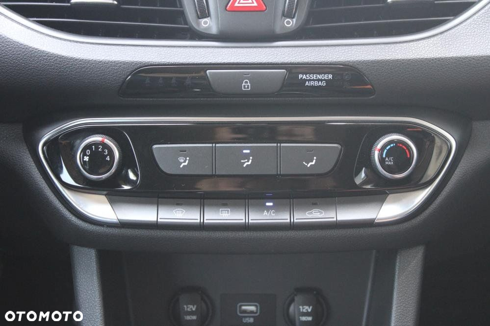 Hyundai i30 - 18