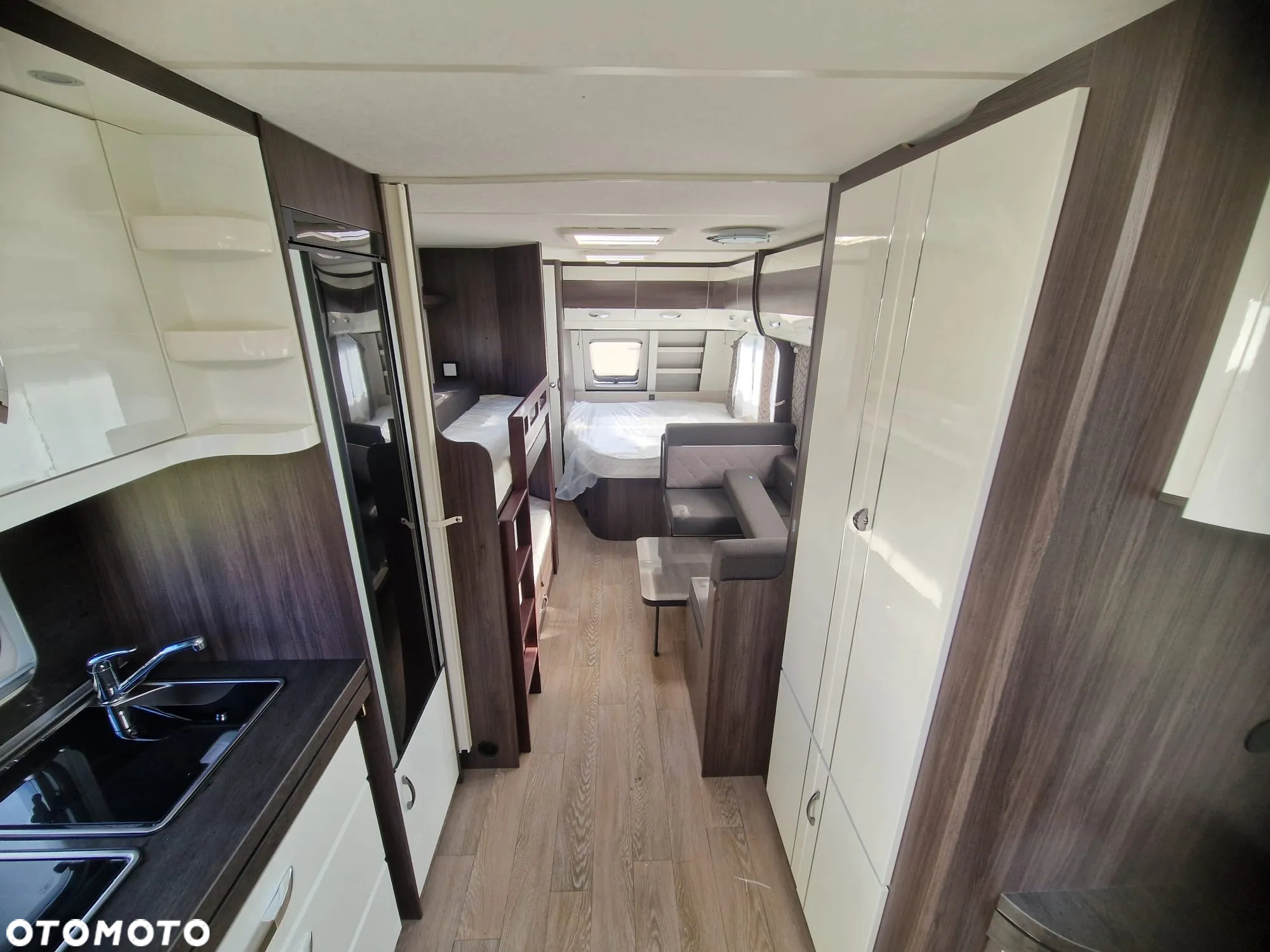 Hobby 720 UKFe Prestige - 12
