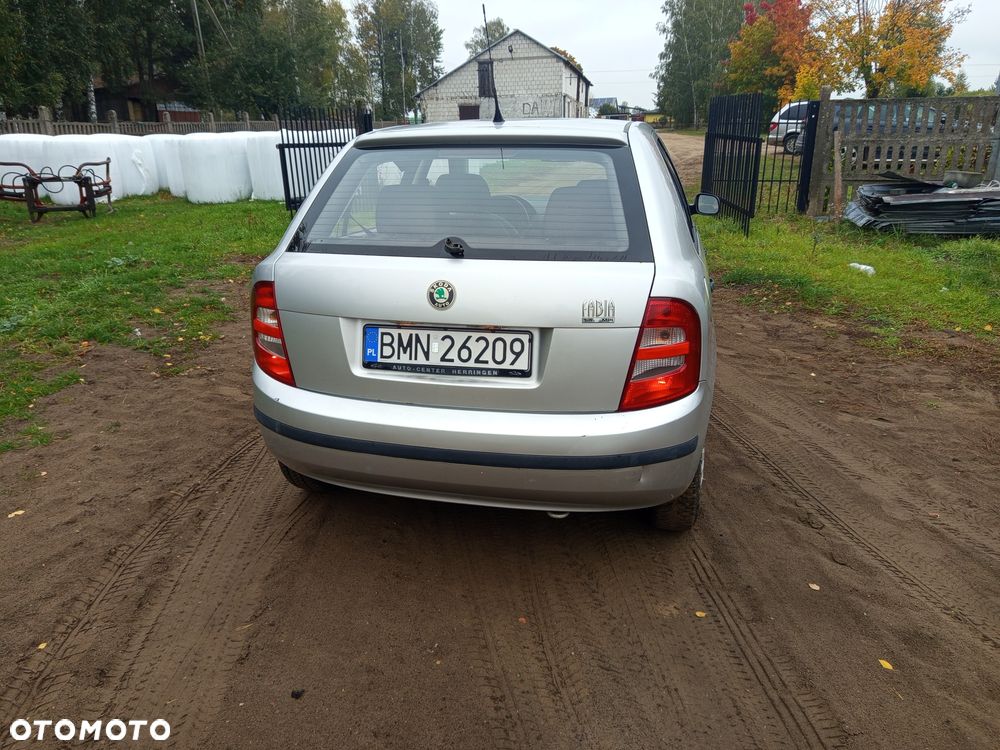 Skoda Fabia - 3