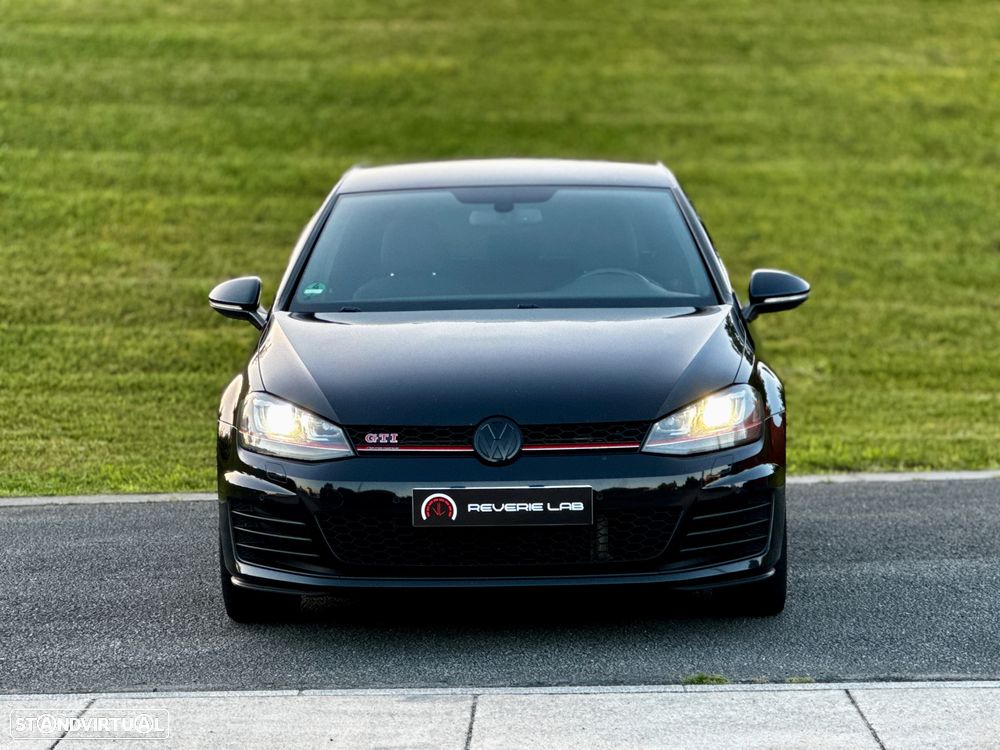 VW Golf GTI Performance BlueMotion DSG - 2