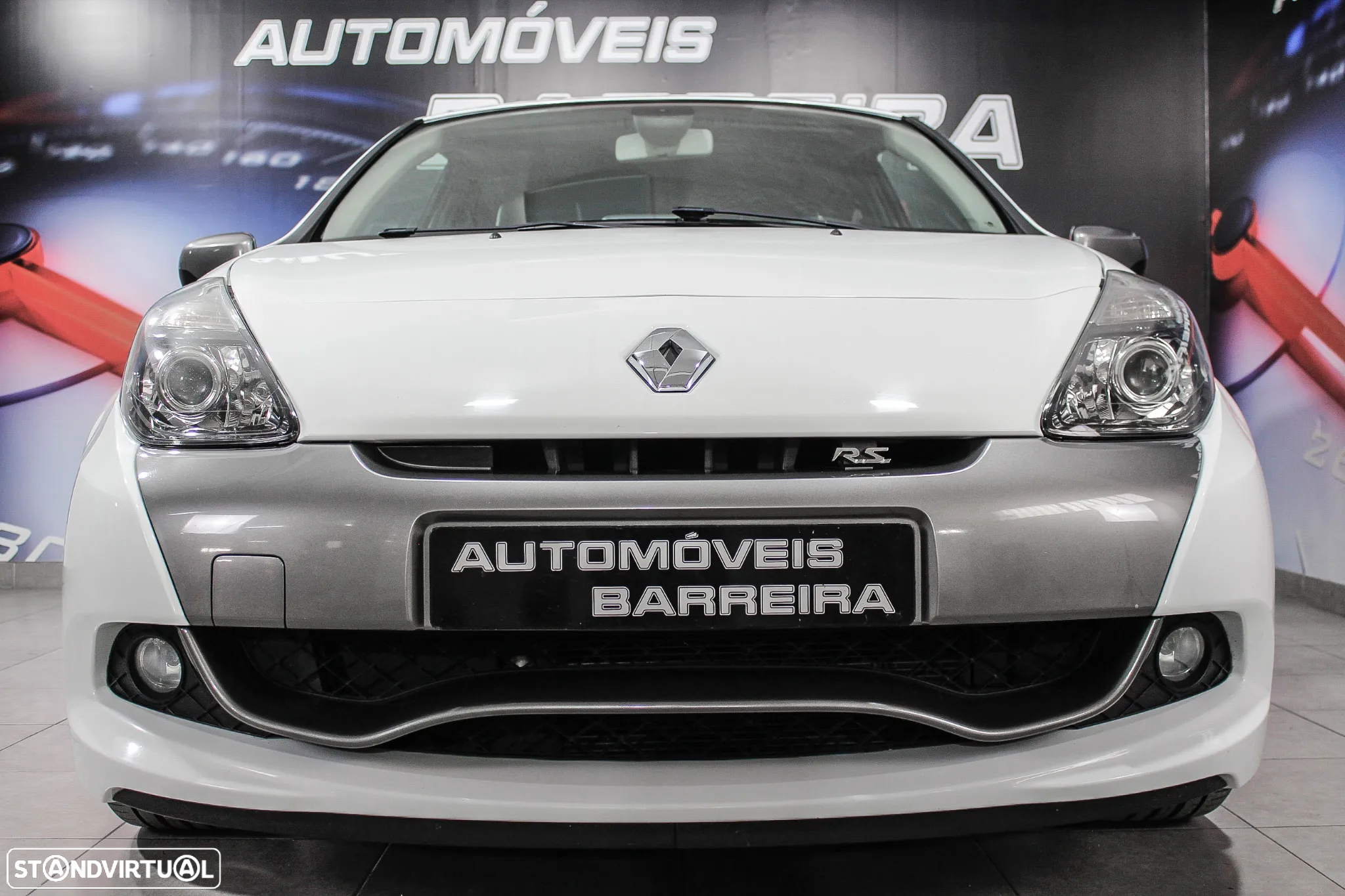 Renault Clio 2.0 16V RS - 22