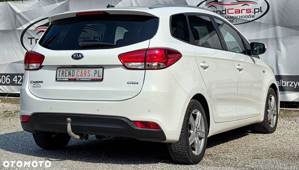 Kia Carens 1.7 CRDi 115 Dream-Team Edition - 29