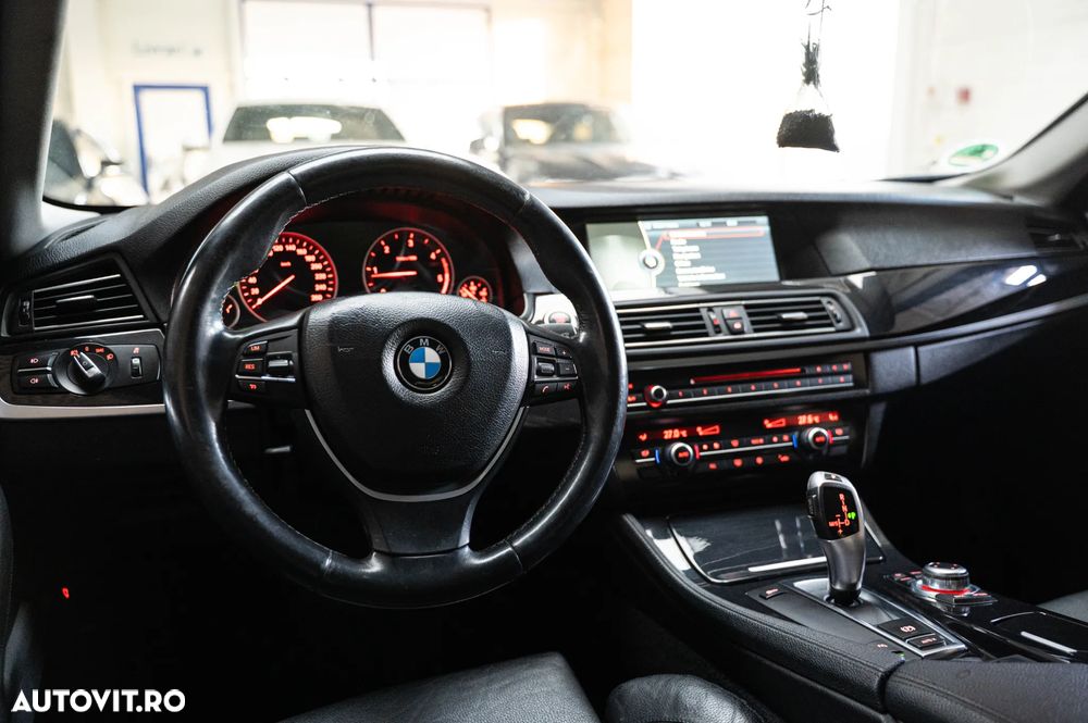 BMW Seria 5 520d Sport-Aut. - 5