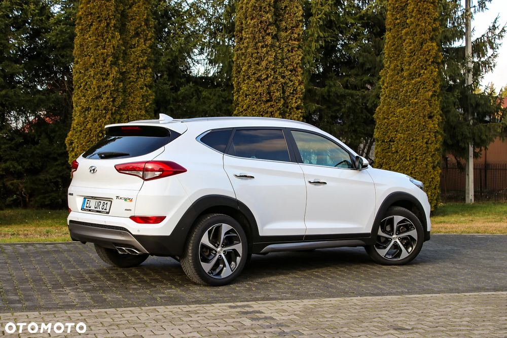 Hyundai Tucson 2.0 CRDI 4WD Automatik Premium - 13