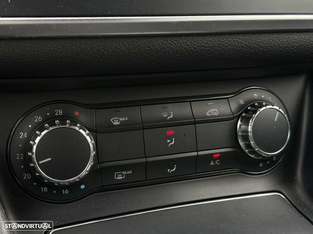 Mercedes-Benz CLA 180 d Shooting Brake Urban - 10