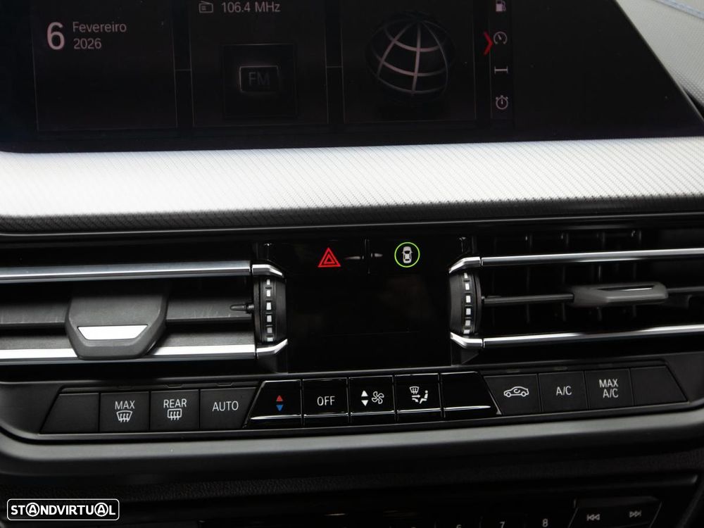 BMW 116 d Pack Desportivo M - 18