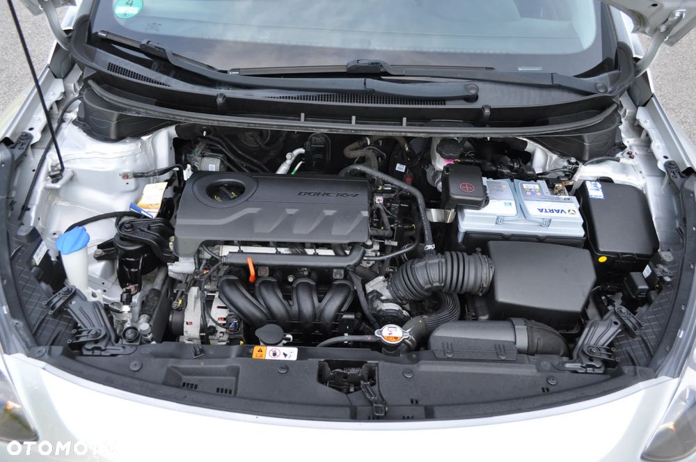 Hyundai i30 blue 1.4 Trend - 33