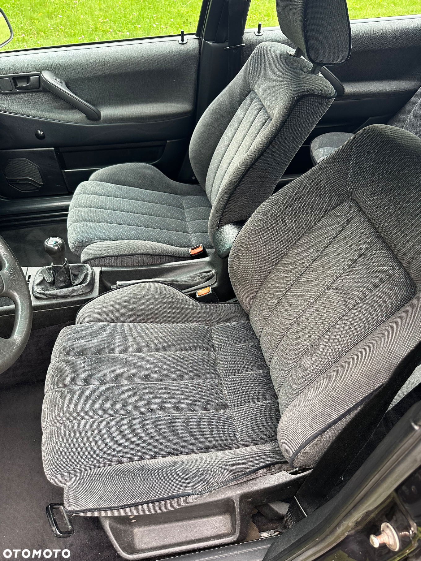Volkswagen Passat 1.9 TD CL - 22
