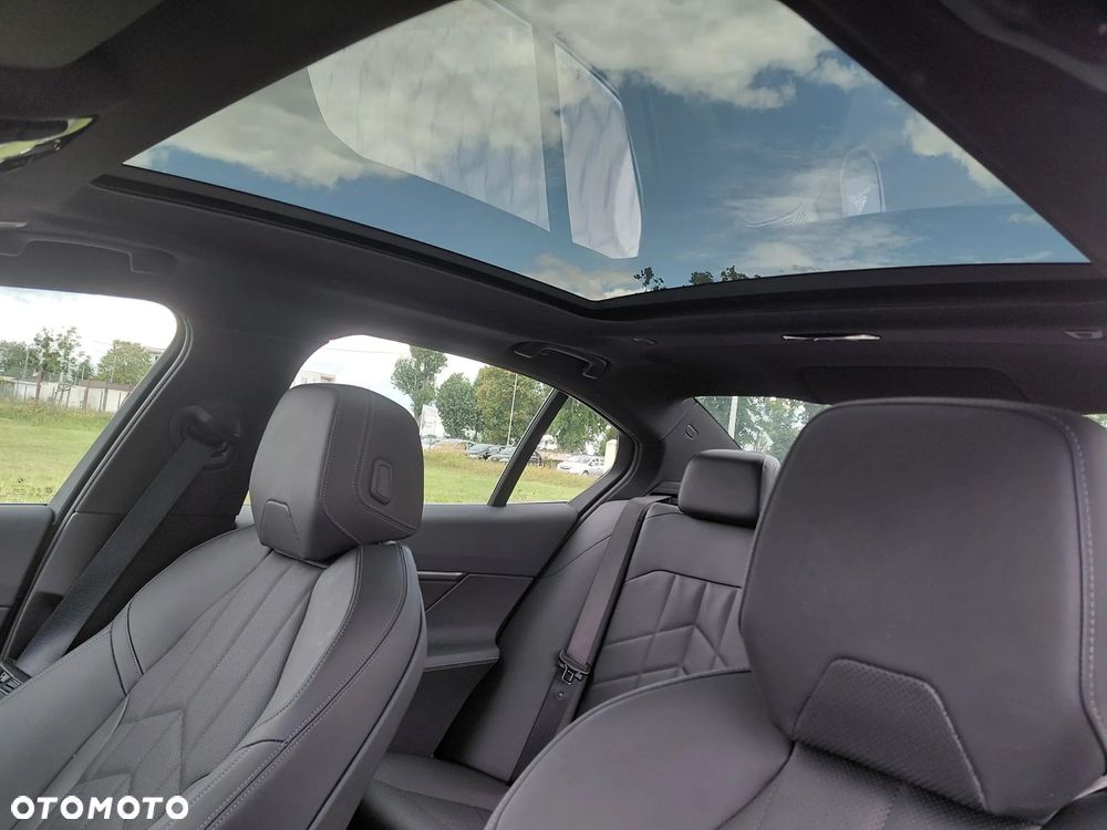 BMW Seria 5 530i mHEV M Sport sport - 14