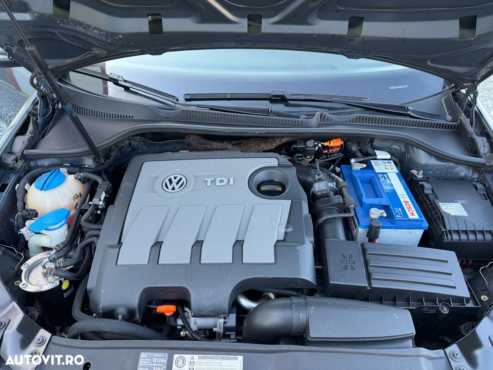 Volkswagen Golf 1.6 TDI BlueMotion Technology Trendline - 6