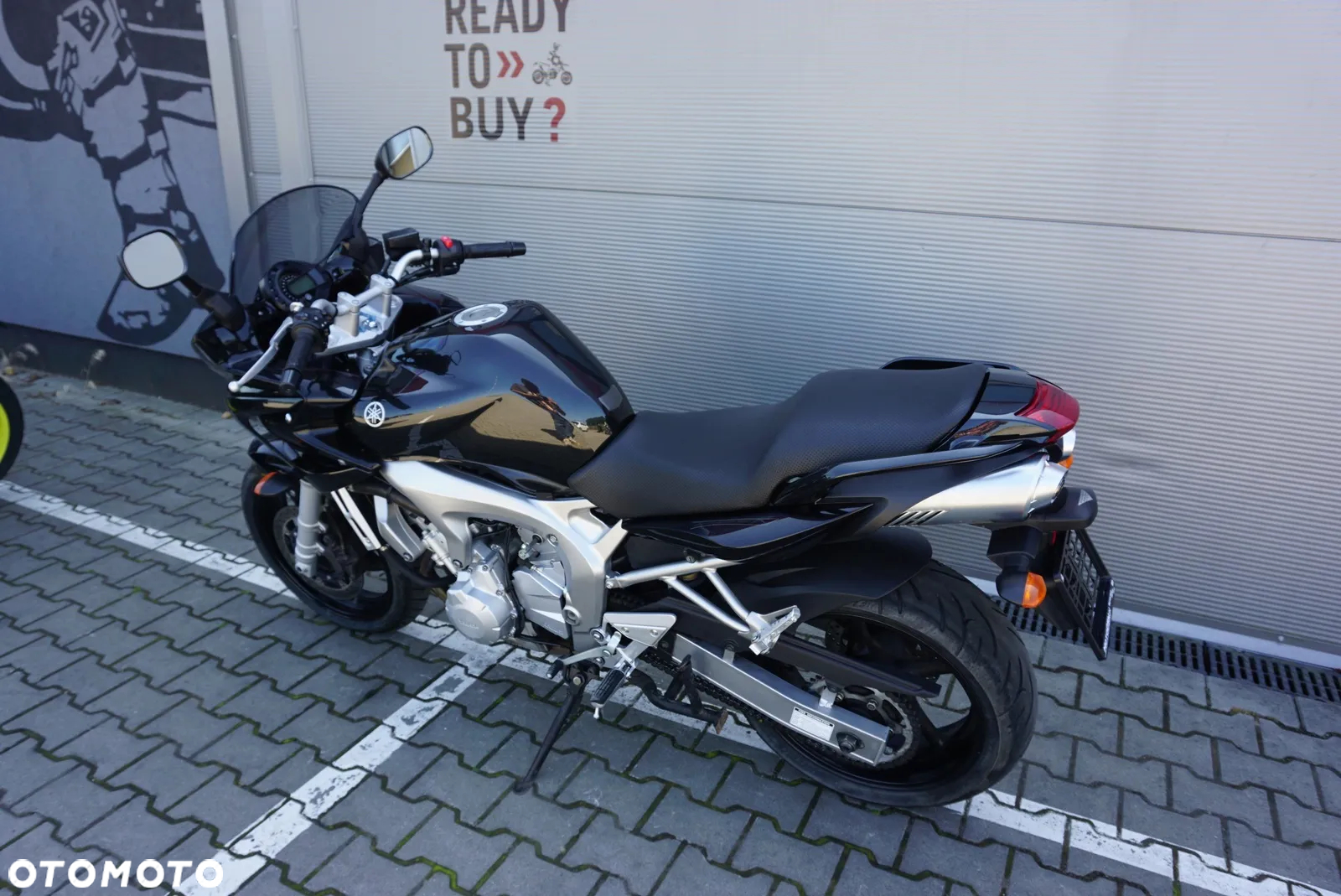 Yamaha FZ6 - 12