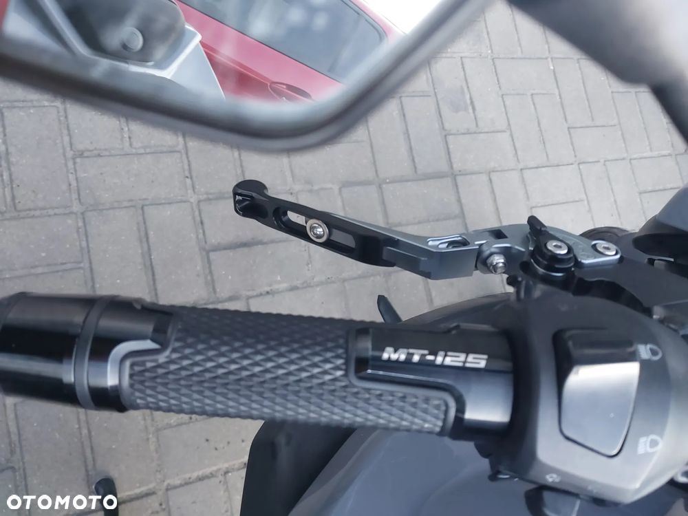 Yamaha MT - 9