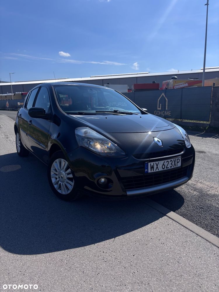 Renault Clio 1.2 16V 75 Night and Day - 6