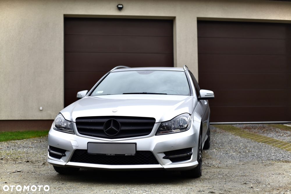 Mercedes-Benz Klasa C 220 T CDI 7G-TRONIC Avantgarde Edition - 2