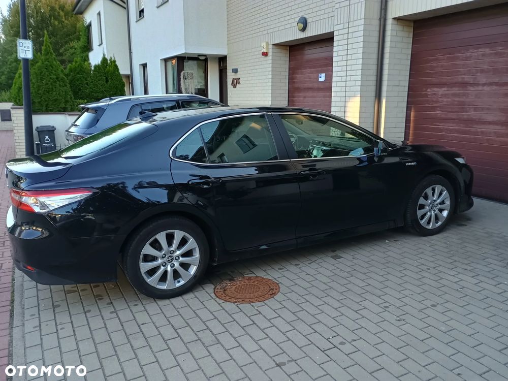 Toyota Camry 2.5 Hybrid Comfort CVT - 5