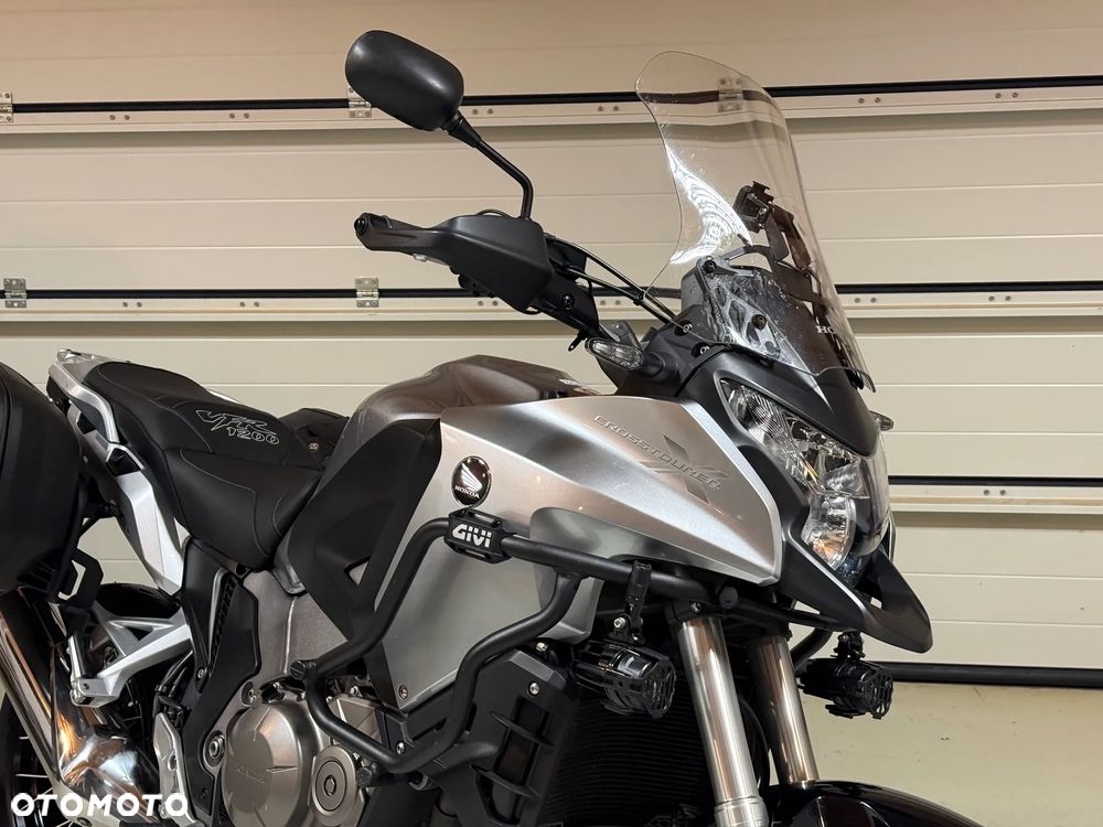 Honda VFR - 5