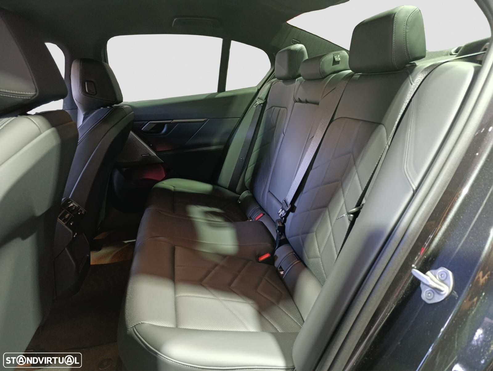 BMW i5 eDrive40 Pack Desportivo M - 30