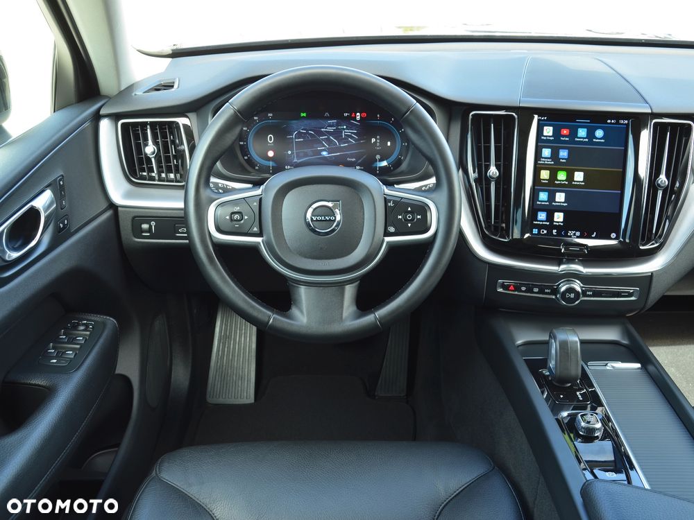 Volvo XC 60 B4 D AWD Momentum Pro - 14
