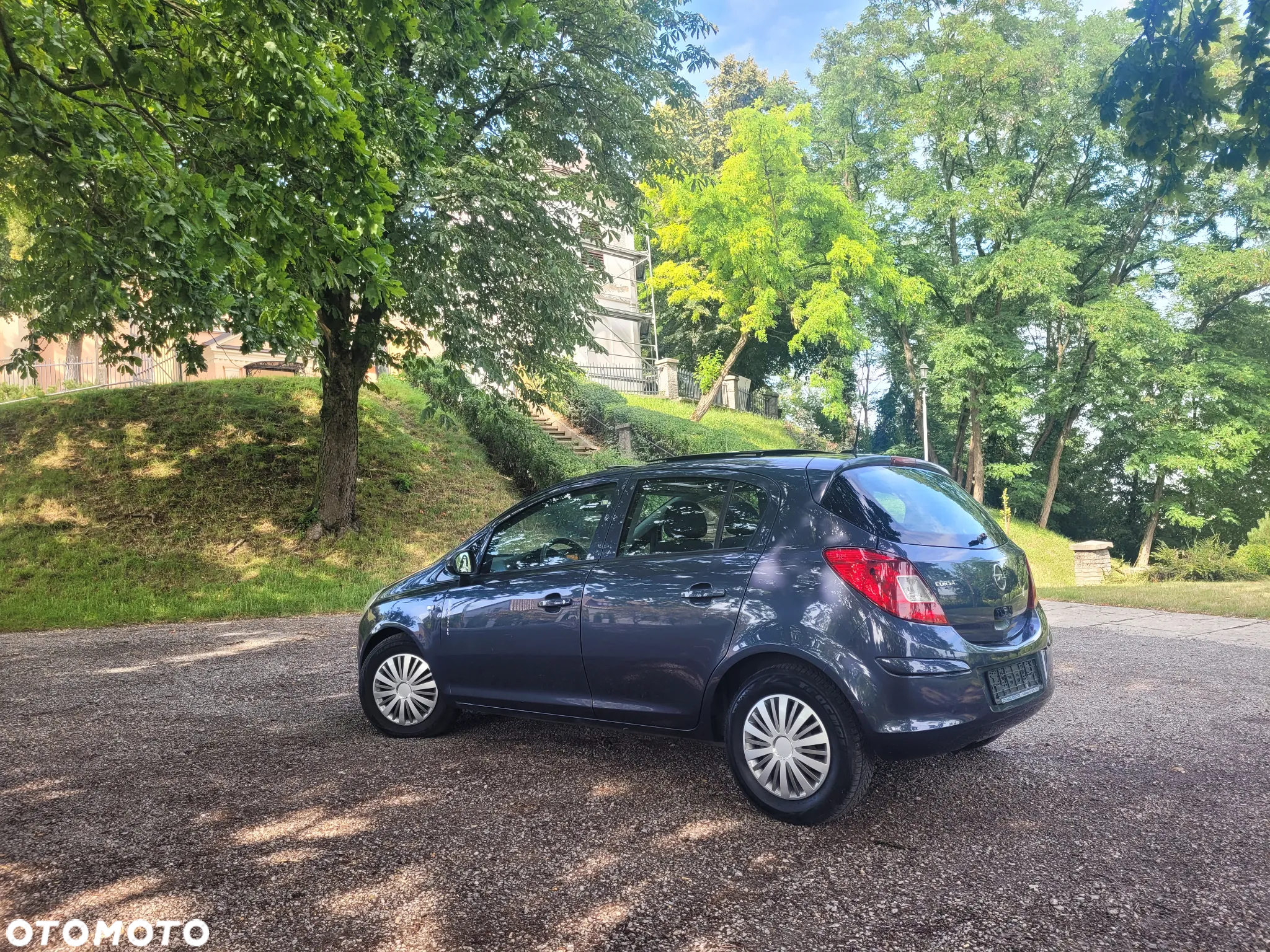 Opel Corsa 1.2 16V Cosmo - 19