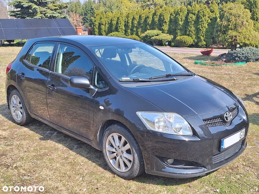 Toyota Auris 2.0 D-4D Sol - 2