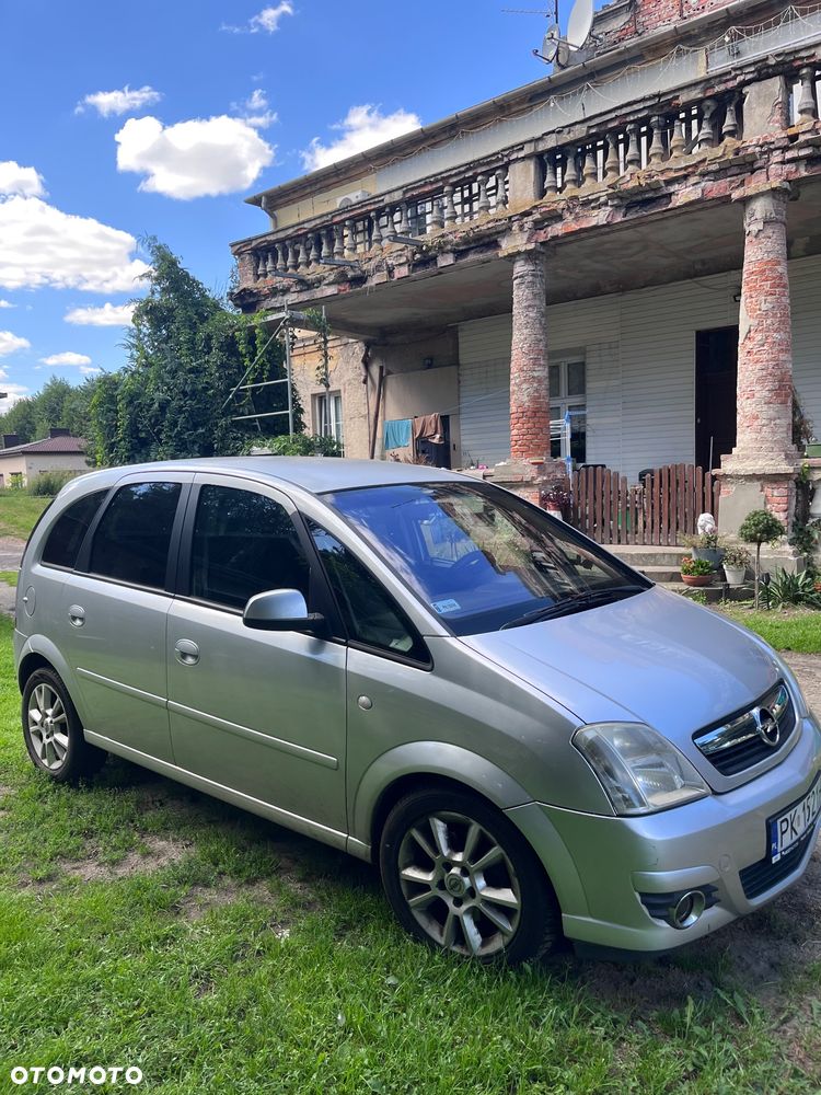 Opel Meriva 1.7 CDTI Cosmo - 1