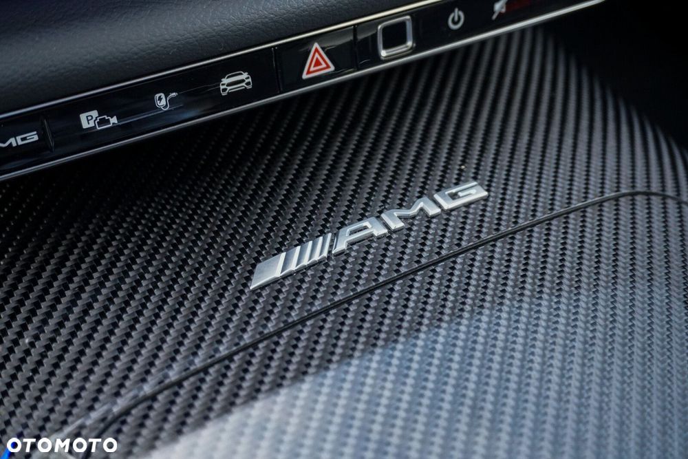 Mercedes-Benz Klasa E - 16