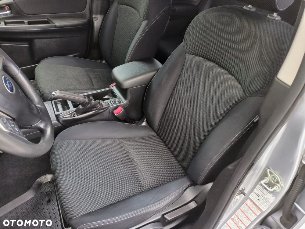 Subaru XV 2.0i Lineartronic Exclusive - 23