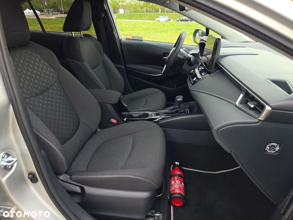Toyota Corolla - 17