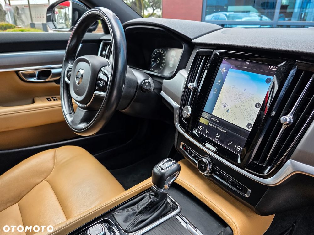 Volvo V90 D4 Geartronic Momentum Pro - 6