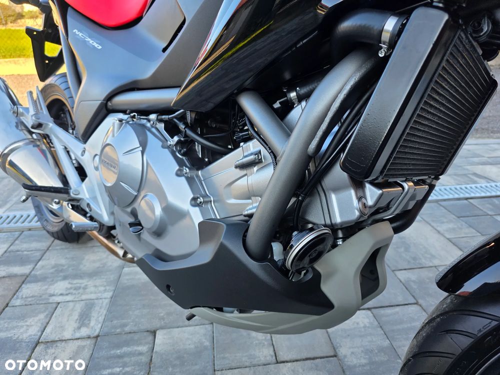 Honda NC - 27