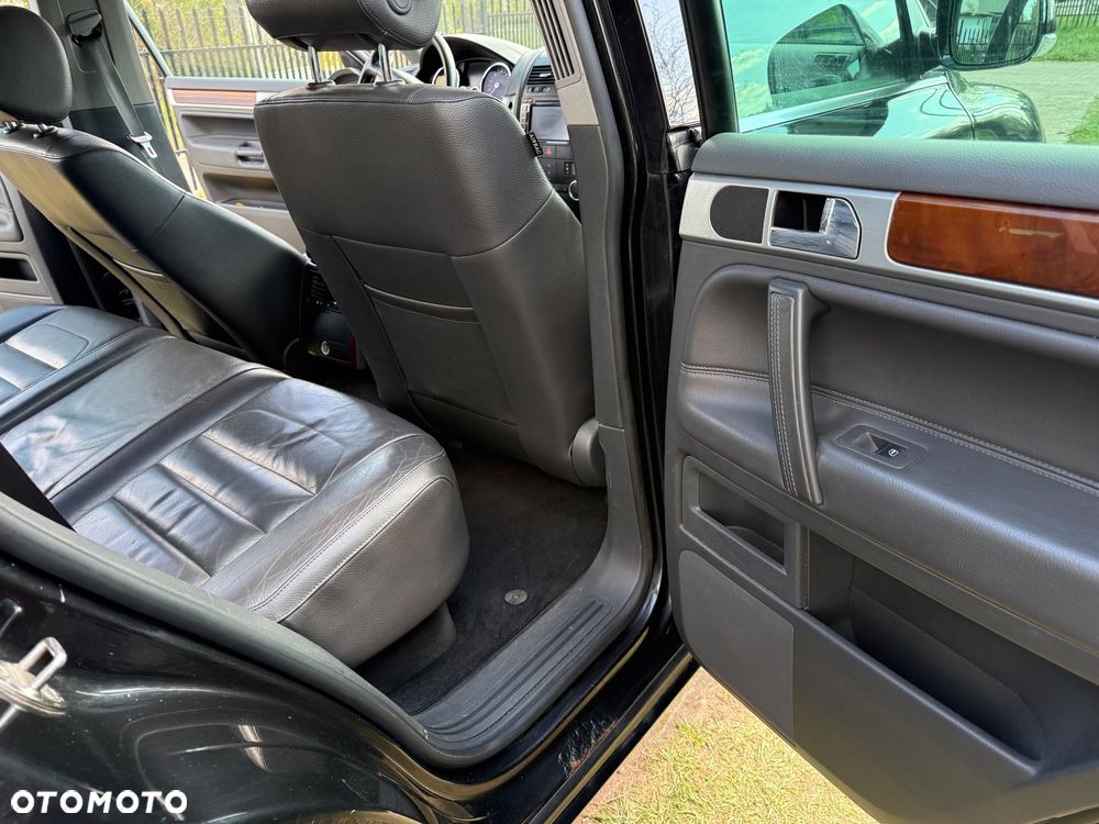 Volkswagen Touareg 3.0 V6 TDI DPF Tiptr - 14
