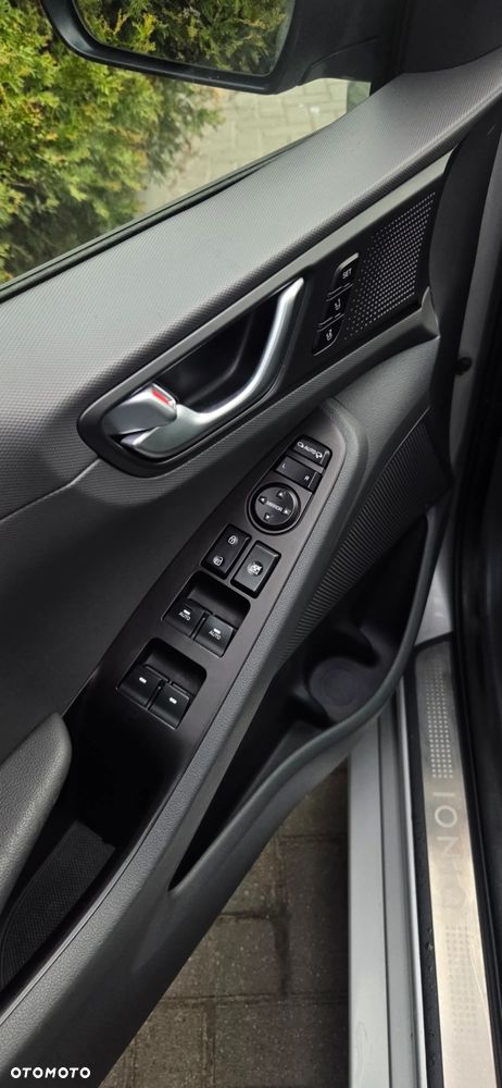 Hyundai IONIQ 1.6 GDI Prime - 26